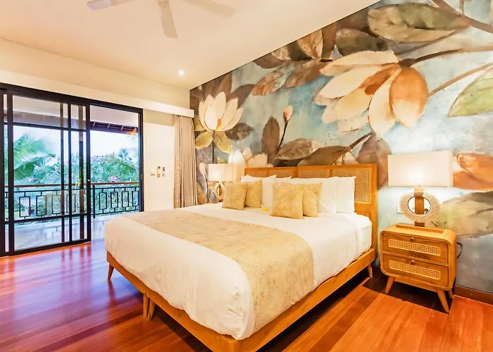 Heritage Villa, Ultimate 6 Bed, 20 Meter Pool 700 Metre From Villa *