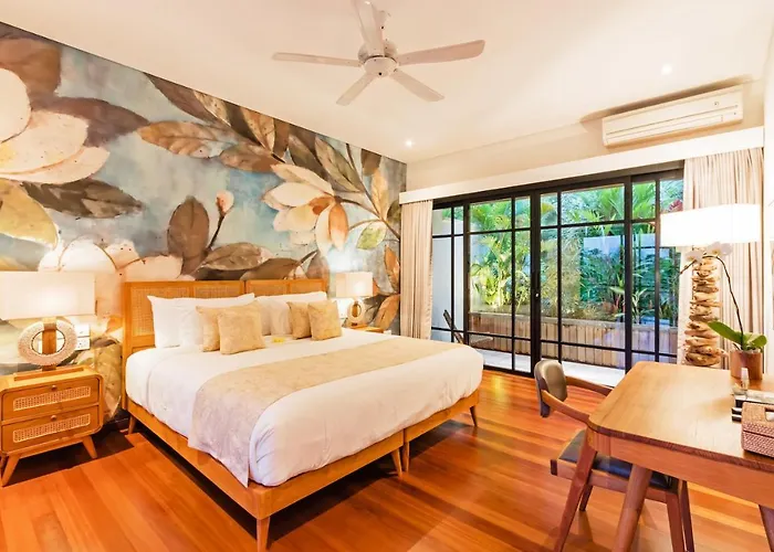 Heritage Villa, Ultimate 6 Bed, 20 Meter Pool 700 Metre From Villa *