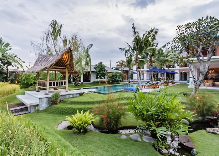 Villa Heritage Villa, Ultimate 6 Bed, 20 Meter Pool 700 Metre From *